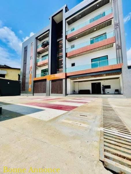 Appartement de 4 pièces - Standing - Securite 24/2